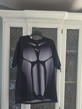 Puma Black with Gray Gradient Graphic Tee